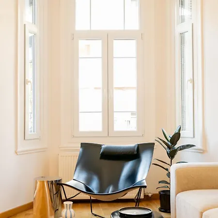 Neoclassical Appartement