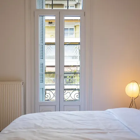Apartament Neoclassical *
